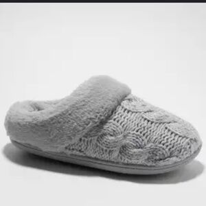Dluxe by Dearfoams Cable Knit Sweater Fur Soft Slippers Small 5/6 5.5